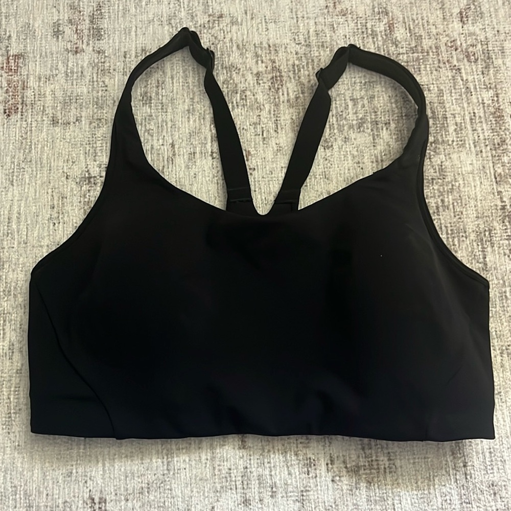 Lululemon All Powered Up 34D